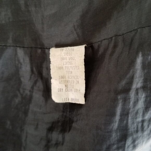 Anne Klein Jacket (L) - Picture 3 of 9